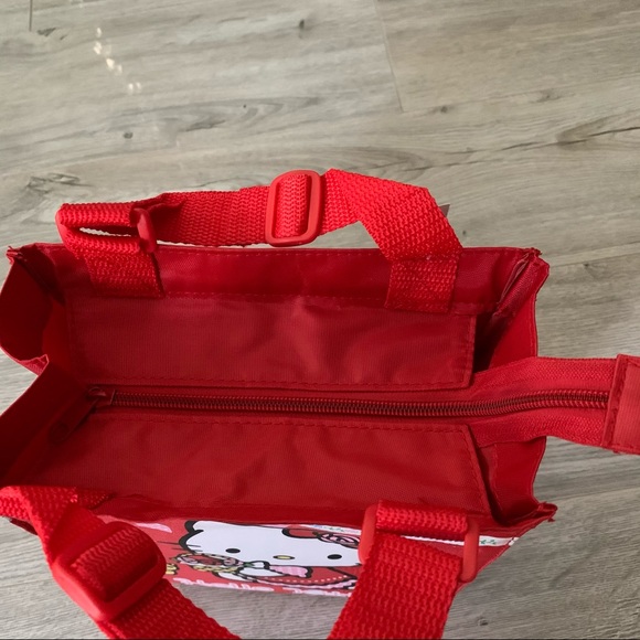 Hello Kitty Bag - Picture 3 of 10